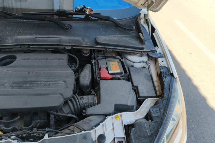 Used Ford Escort 2015 1.5L Automatic Comfort Edition Engine Bay Left
