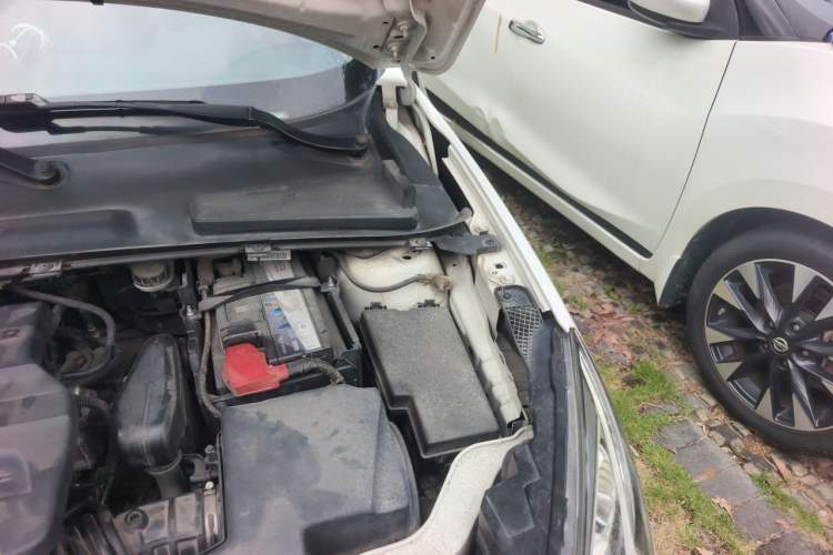 Used Ford Escort 2015 1.5L Automatic Fashion Model Engine Bay Left