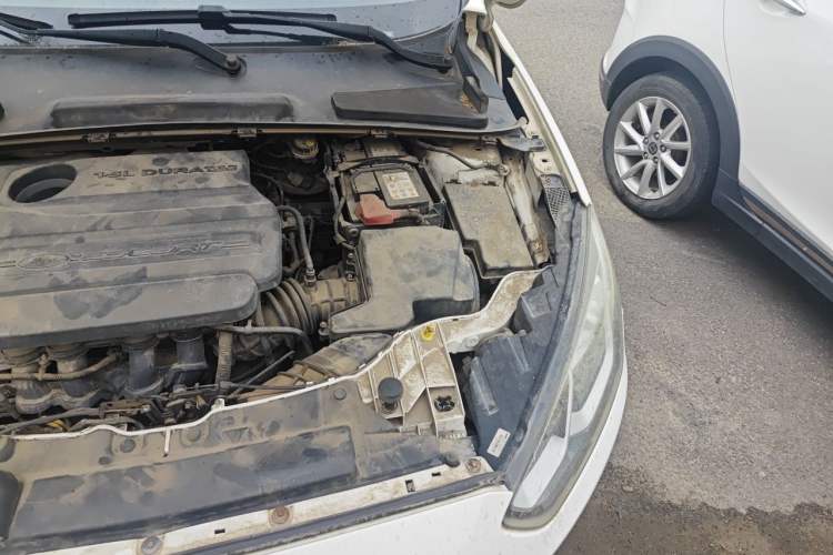 Used Ford Escort 2015 1.5L Manual Fashion Edition Engine Bay Left