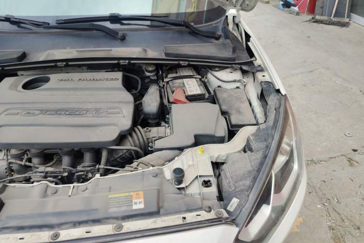 Used Ford Escort 2015 1.5L Automatic Fashion Model Engine Bay Left