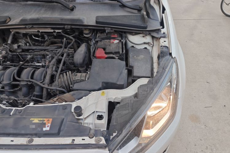 Used Ford Escort 2015 1.5L Automatic Fashion Model Engine Bay Left