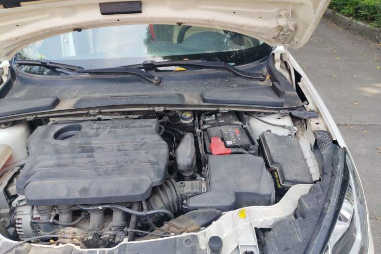 Used Ford Escort 2015 1.5L Automatic Fashion Model Engine Bay Left