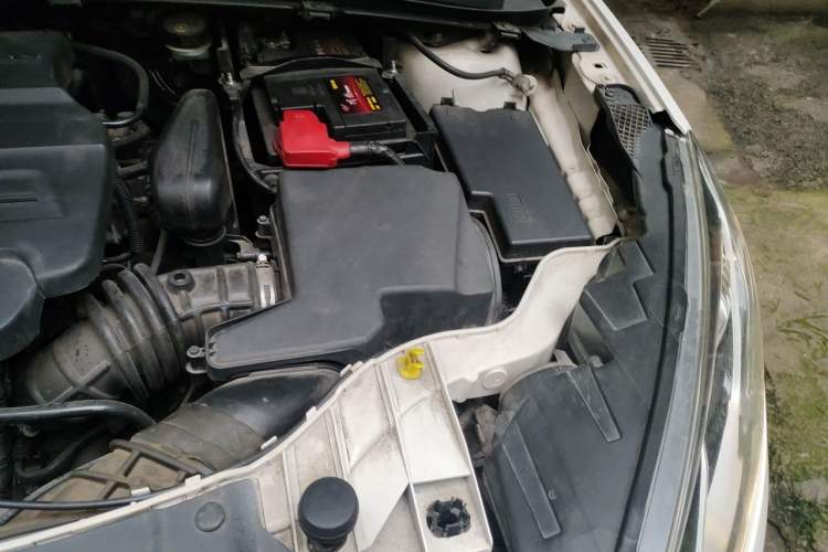 Used Ford Escort 2015 1.5L Automatic Comfort Edition Engine Bay Left