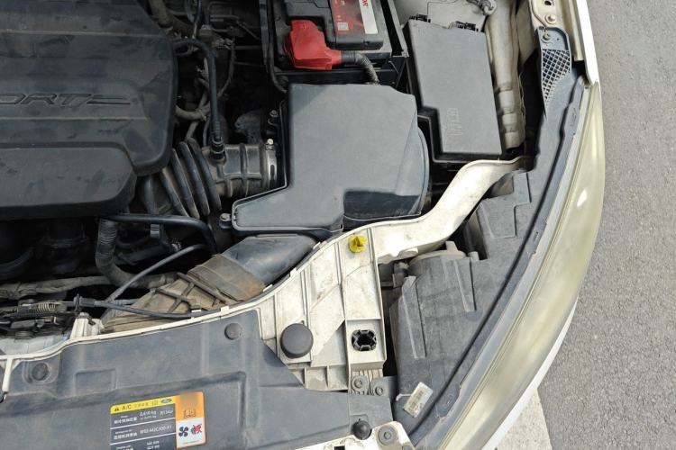 Used Ford Escort 2015 1.5L Manual Comfort Model Engine Bay Left