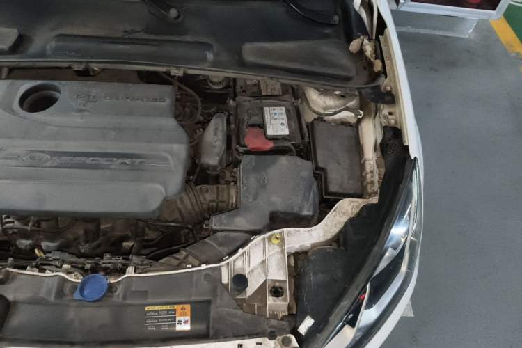 Used Ford Escort 2015 1.5L Automatic Fashion Model Engine Bay Left