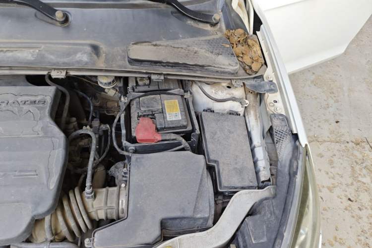 Used Ford Escort 2015 1.5L Manual Comfort Model Engine Bay Left