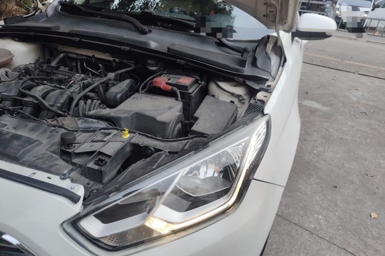 Used Ford Escort 2015 1.5L Automatic Comfort Edition Engine Bay Left