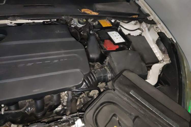 Used Ford Escort 2015 1.5L Automatic Fashion Model Engine Bay Left