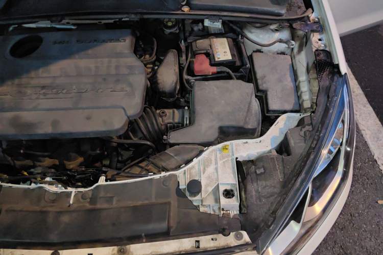Used Ford Escort 2015 1.5L Automatic Fashion Model Engine Bay Left