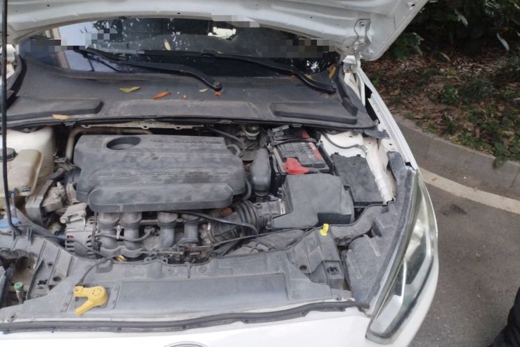 Used Ford Escort 2015 1.5L Automatic Comfort Edition Engine Bay Left