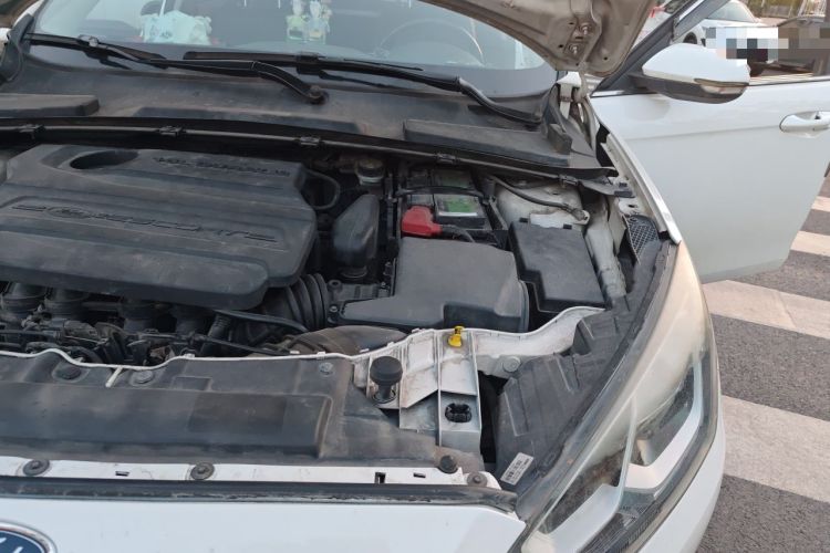 Used Ford Escort 2015 1.5L Automatic Fashion Model Engine Bay Left