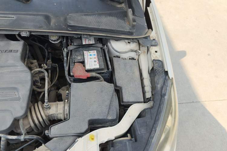 Used Ford Escort 2015 1.5L Manual Fashion Edition Engine Bay Left