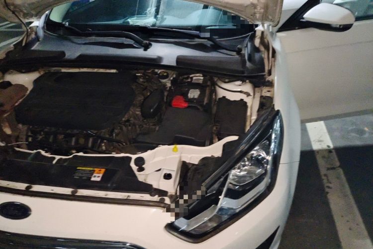 Used Ford Escort 2015 1.5L Automatic Fashion Model Engine Bay Left