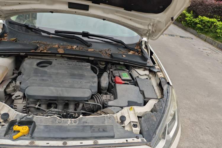 Used Ford Escort 2015 1.5L Automatic Fashion Model Engine Bay Left