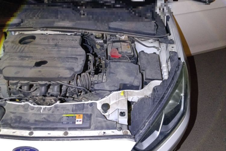 Used Ford Escort 2015 1.5L Manual Comfort Model Engine Bay Left