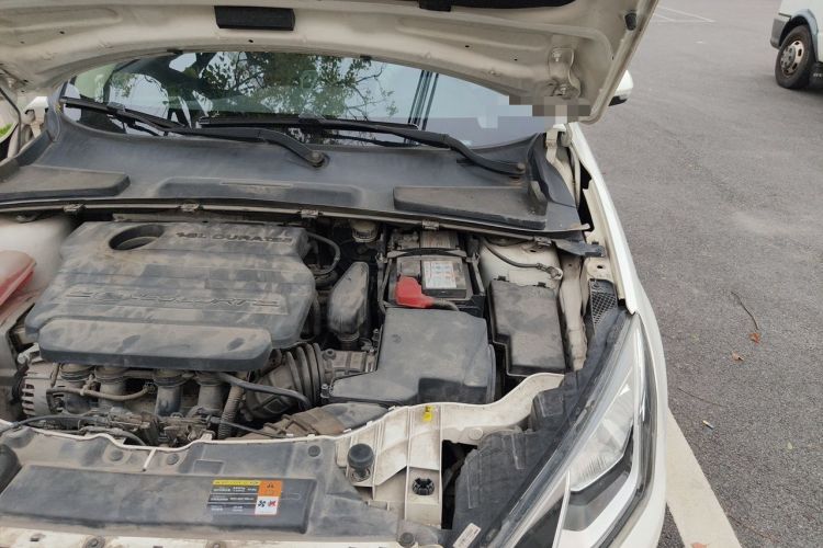 Used Ford Escort 2015 1.5L Automatic Fashion Model Engine Bay Left