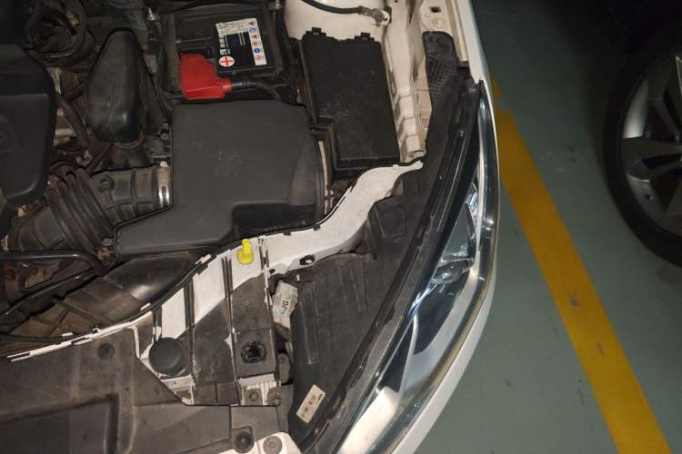 Used Ford Escort 2015 1.5L Automatic Fashion Model Engine Bay Left