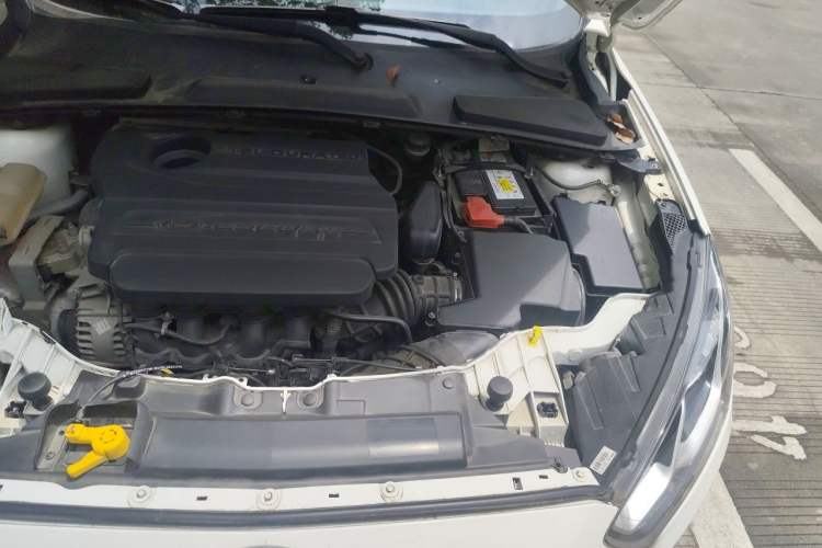 Used Ford Escort 2015 1.5L Automatic Comfort Edition Engine Bay Left