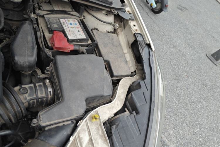 Used Ford Escort 2015 1.5L Automatic Comfort Edition Engine Bay Left