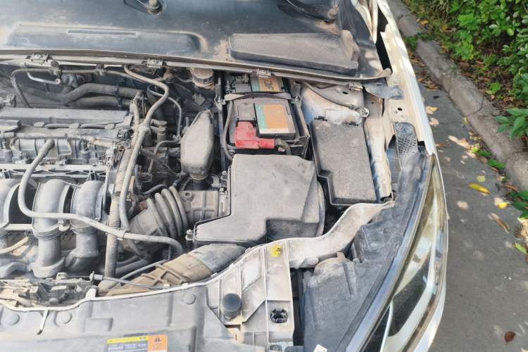 Used Ford Escort 2015 1.5L Automatic Comfort Edition Engine Bay Left