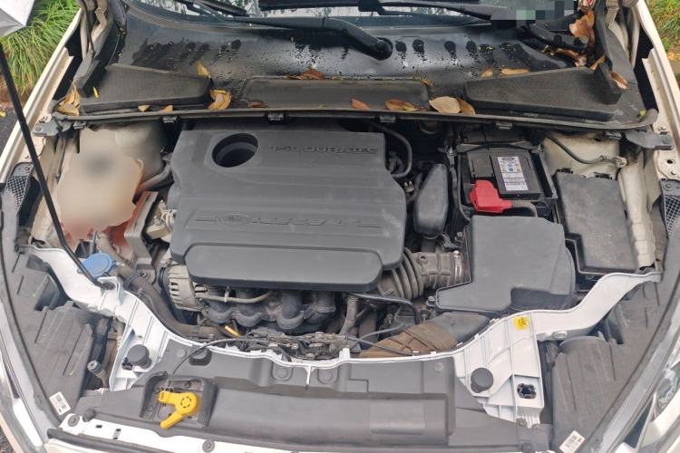Used Ford Escort 2015 1.5L Automatic Fashion Model Engine Bay