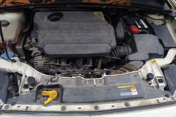 Used Ford Escort 2015 1.5L Automatic Comfort Edition Engine Bay
