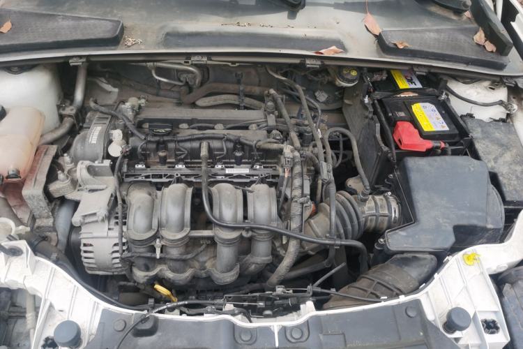 Used Ford Escort 2015 1.5L Manual Comfort Model Engine Bay