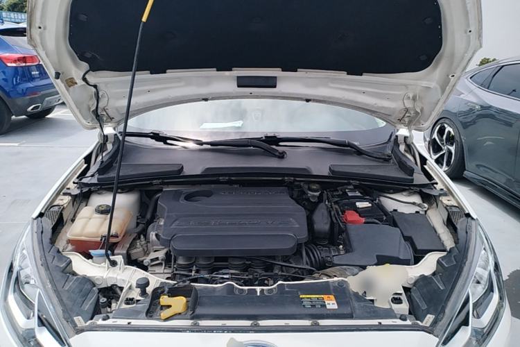 Used Ford Escort 2015 1.5L Automatic Fashion Model Engine Bay