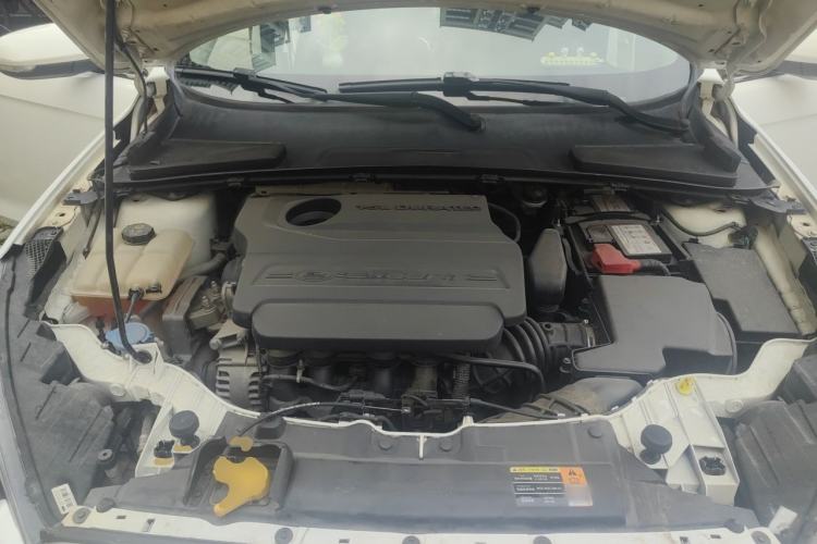 Used Ford Escort 2015 1.5L Automatic Fashion Model Engine Bay