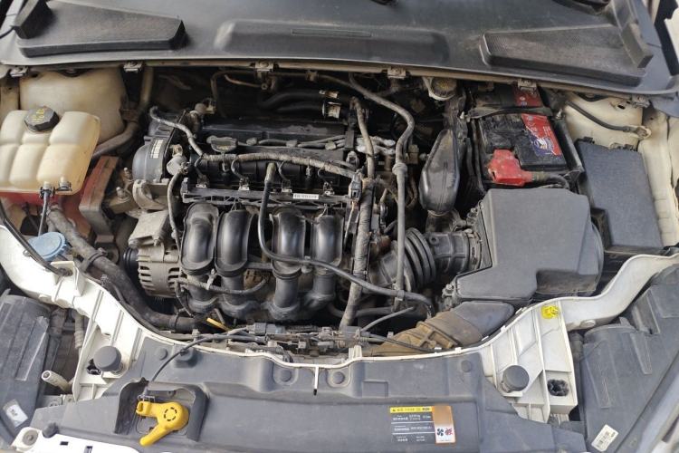 Used Ford Escort 2015 1.5L Automatic Fashion Model Engine Bay