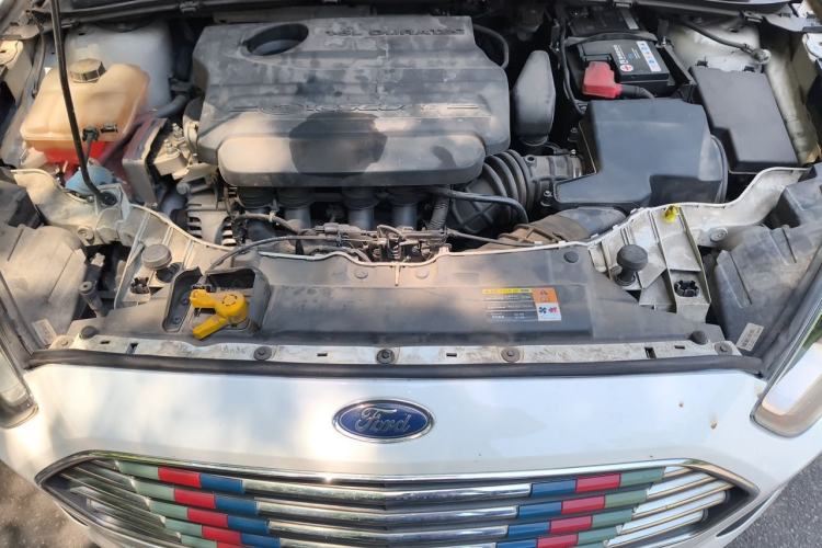 Used Ford Escort 2015 1.5L Automatic Fashion Model Engine Bay