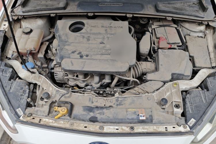 Used Ford Escort 2015 1.5L Automatic Fashion Model Engine Bay