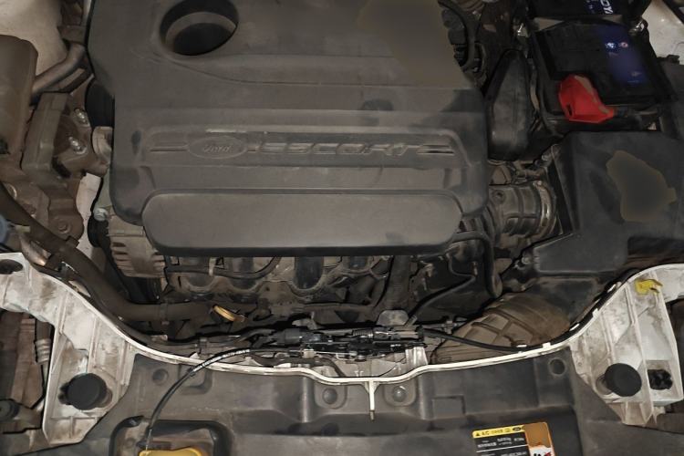 Used Ford Escort 2015 1.5L Automatic Fashion Model Engine Bay