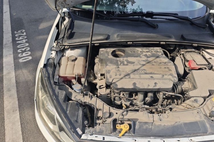 Used Ford Escort 2015 1.5L Automatic Fashion Model Engine Bay Right