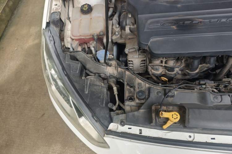 Used Ford Escort 2015 1.5L Automatic Fashion Model Engine Bay Right