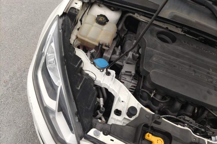 Used Ford Escort 2015 1.5L Automatic Fashion Model Engine Bay Right