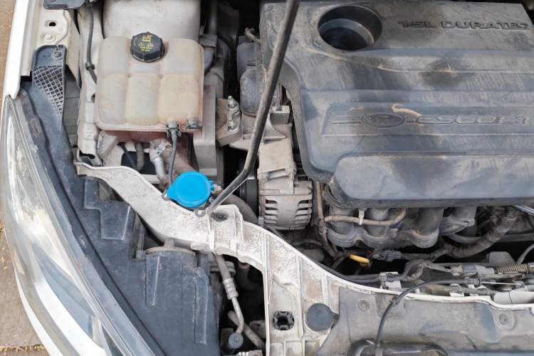 Used Ford Escort 2015 1.5L Automatic Fashion Model Engine Bay Right