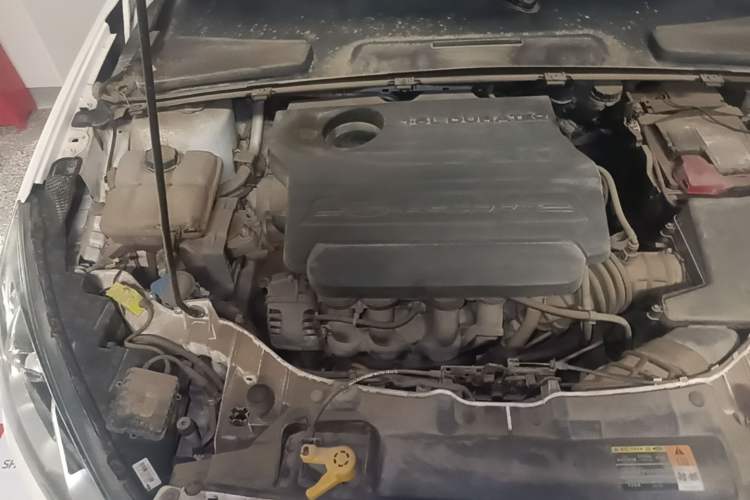 Used Ford Escort 2015 1.5L Manual Comfort Model Engine Bay Right