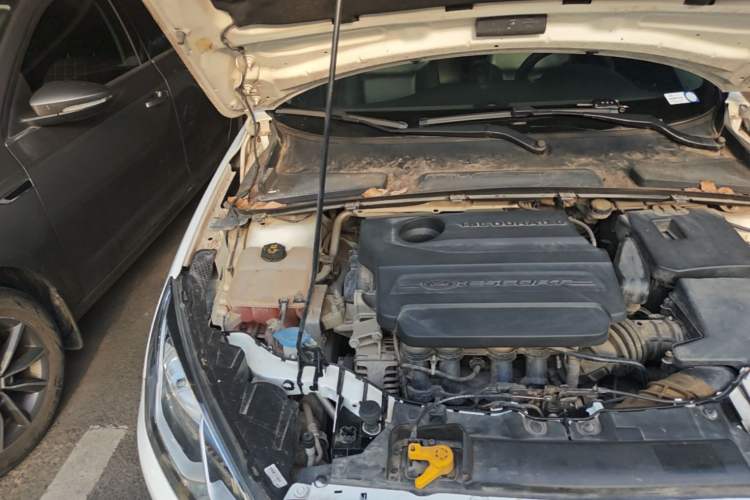 Used Ford Escort 2015 1.5L Automatic Fashion Model Engine Bay Right