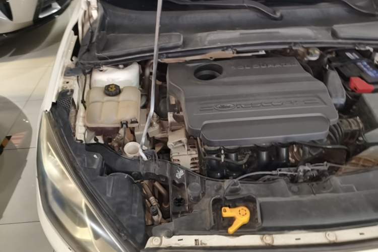 Used Ford Escort 2015 1.5L Automatic Comfort Edition Engine Bay Right