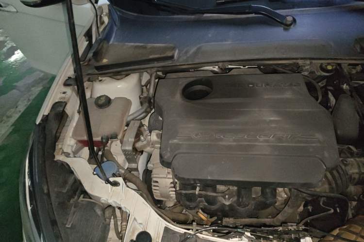 Used Ford Escort 2015 1.5L Automatic Comfort Edition Engine Bay Right