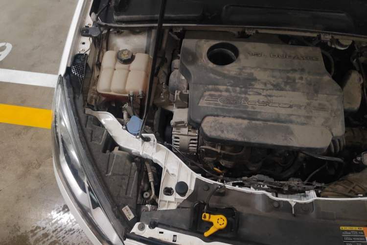 Used Ford Escort 2015 1.5L Automatic Fashion Model Engine Bay Right