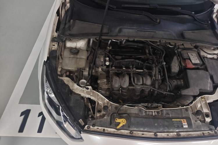Used Ford Escort 2015 1.5L Automatic Comfort Edition Engine Bay Right