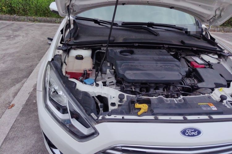 Used Ford Escort 2015 1.5L Automatic Fashion Model Engine Bay Right