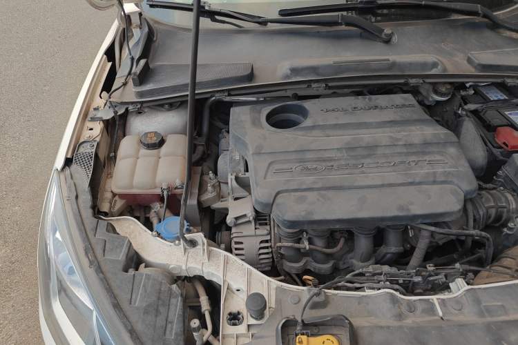 Used Ford Escort 2015 1.5L Automatic Fashion Model Engine Bay Right
