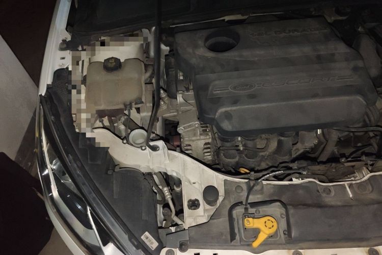 Used Ford Escort 2015 1.5L Automatic Fashion Model Engine Bay Right