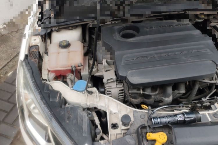Used Ford Escort 2015 1.5L Manual Comfort Model Engine Bay Right