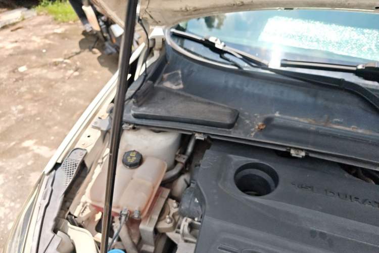 Used Ford Escort 2015 1.5L Automatic Fashion Model Engine Bay Right