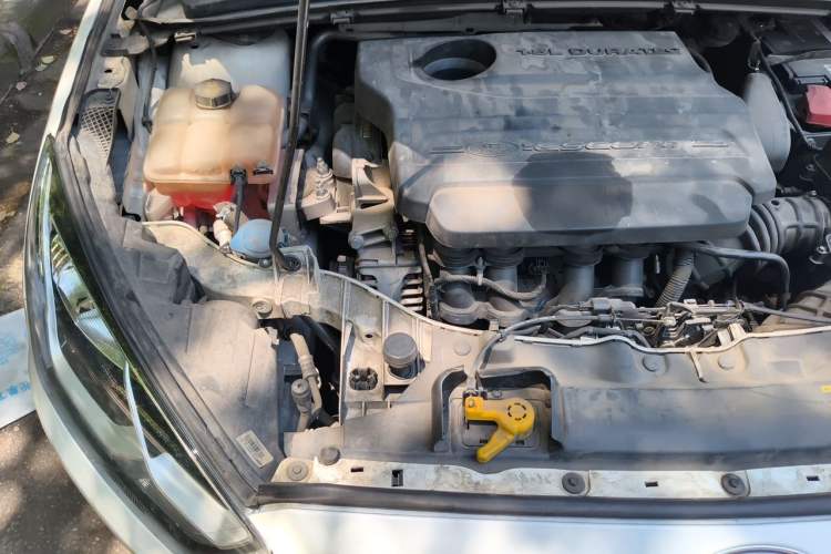 Used Ford Escort 2015 1.5L Automatic Fashion Model Engine Bay Right
