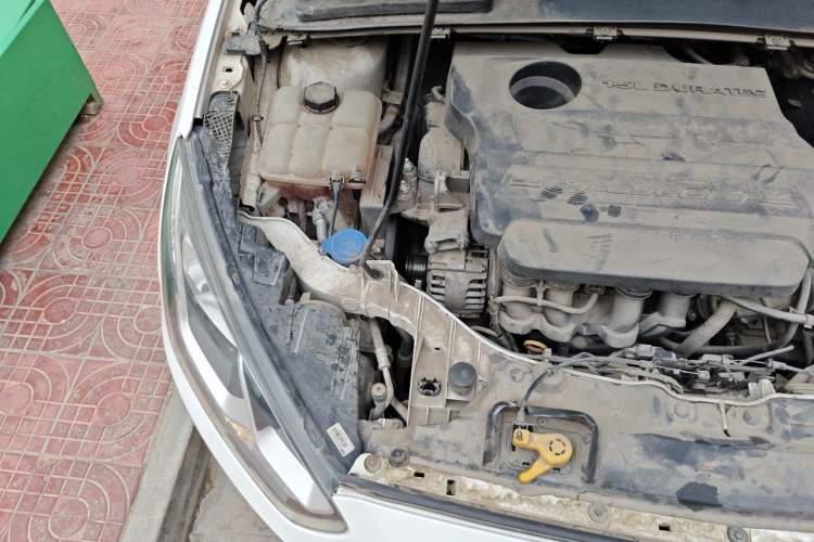 Used Ford Escort 2015 1.5L Automatic Fashion Model Engine Bay Right